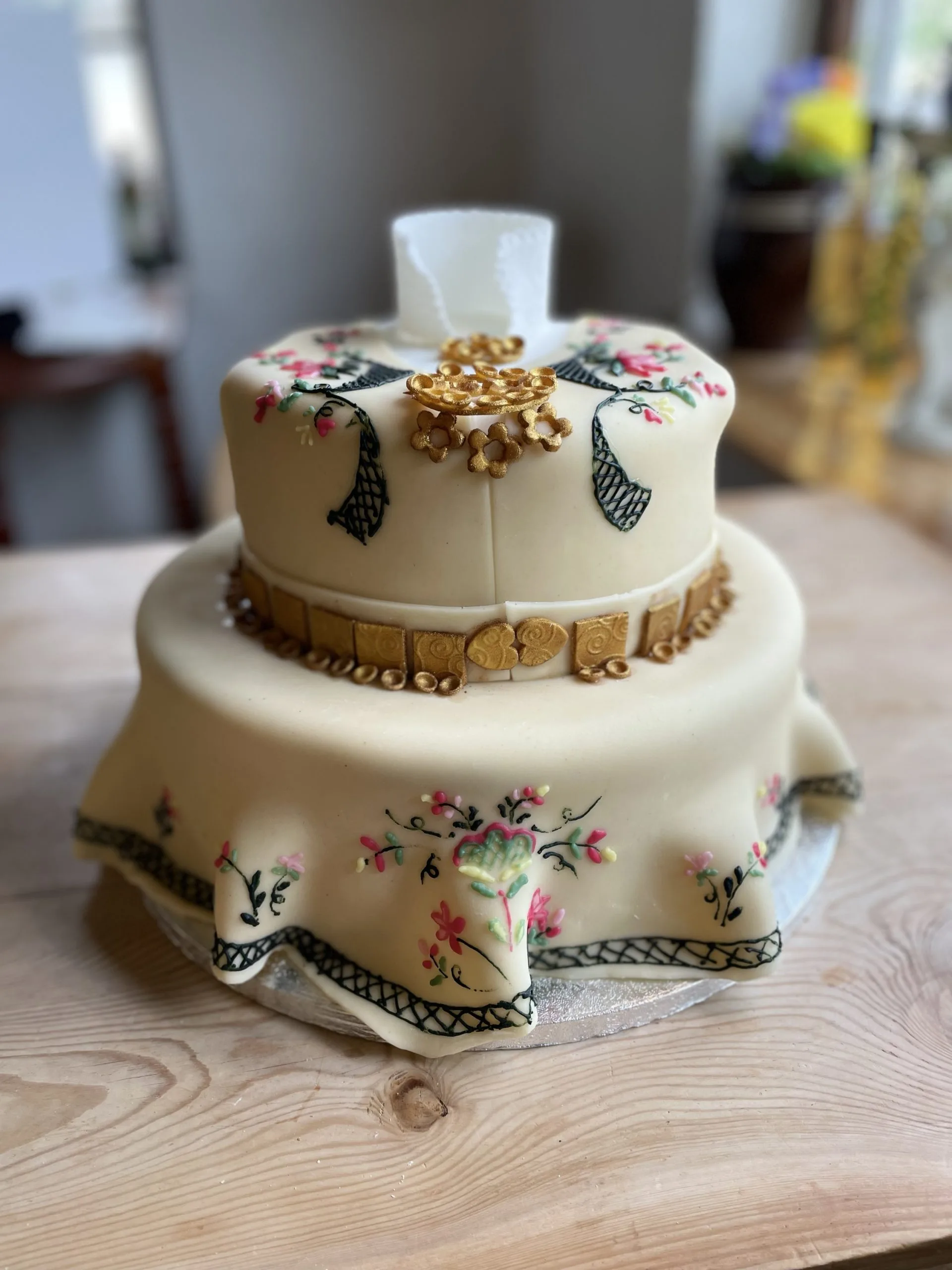 Lundeby bunad - Bilde 3