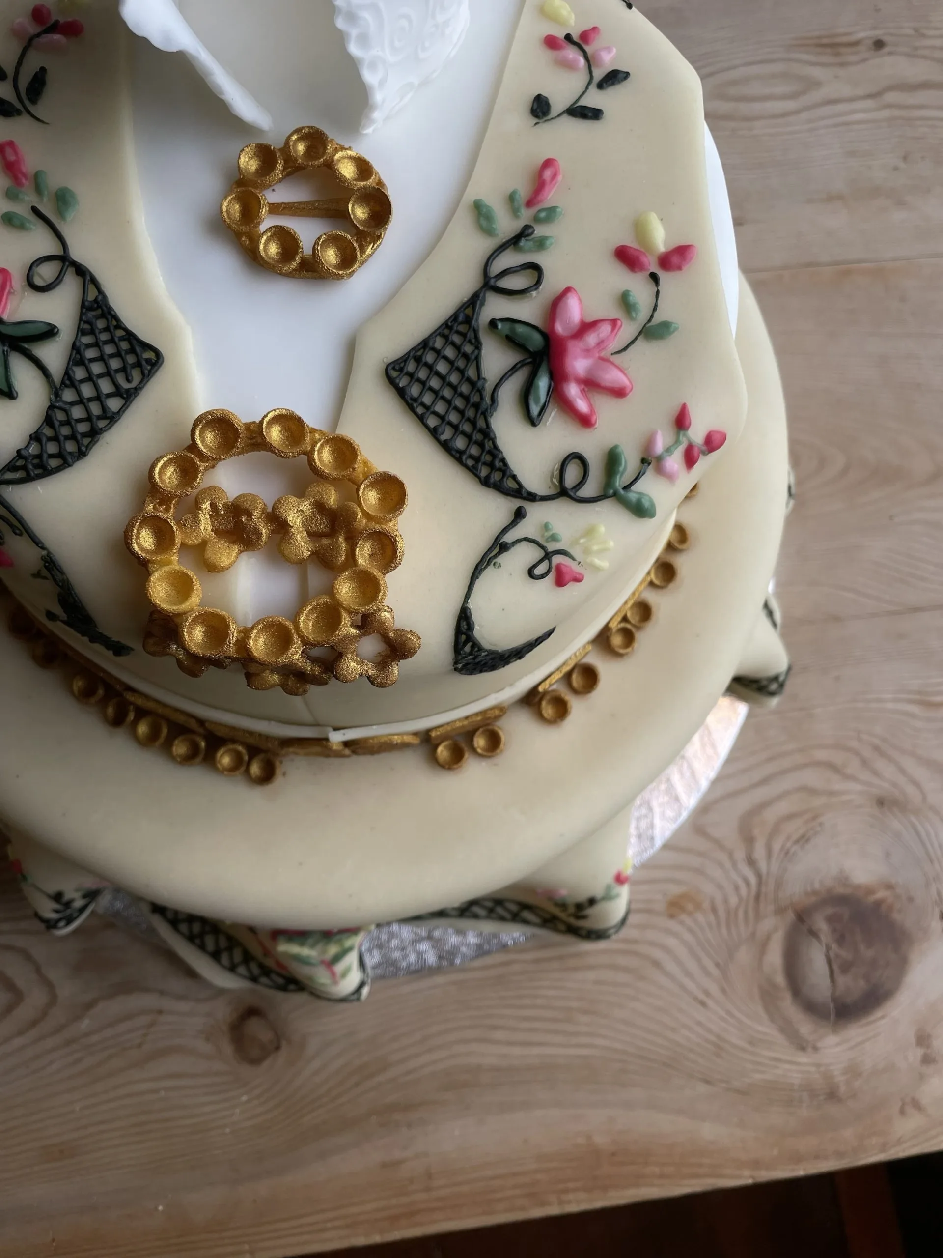 Lundeby bunad - Bilde 2