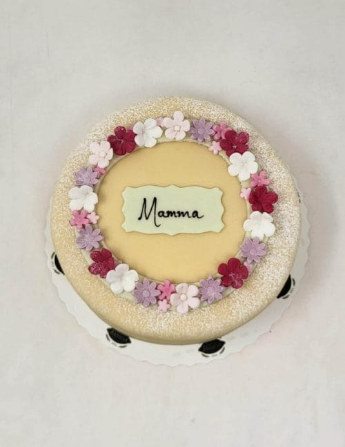 Morsdagdag marsipankake m. Bringebær